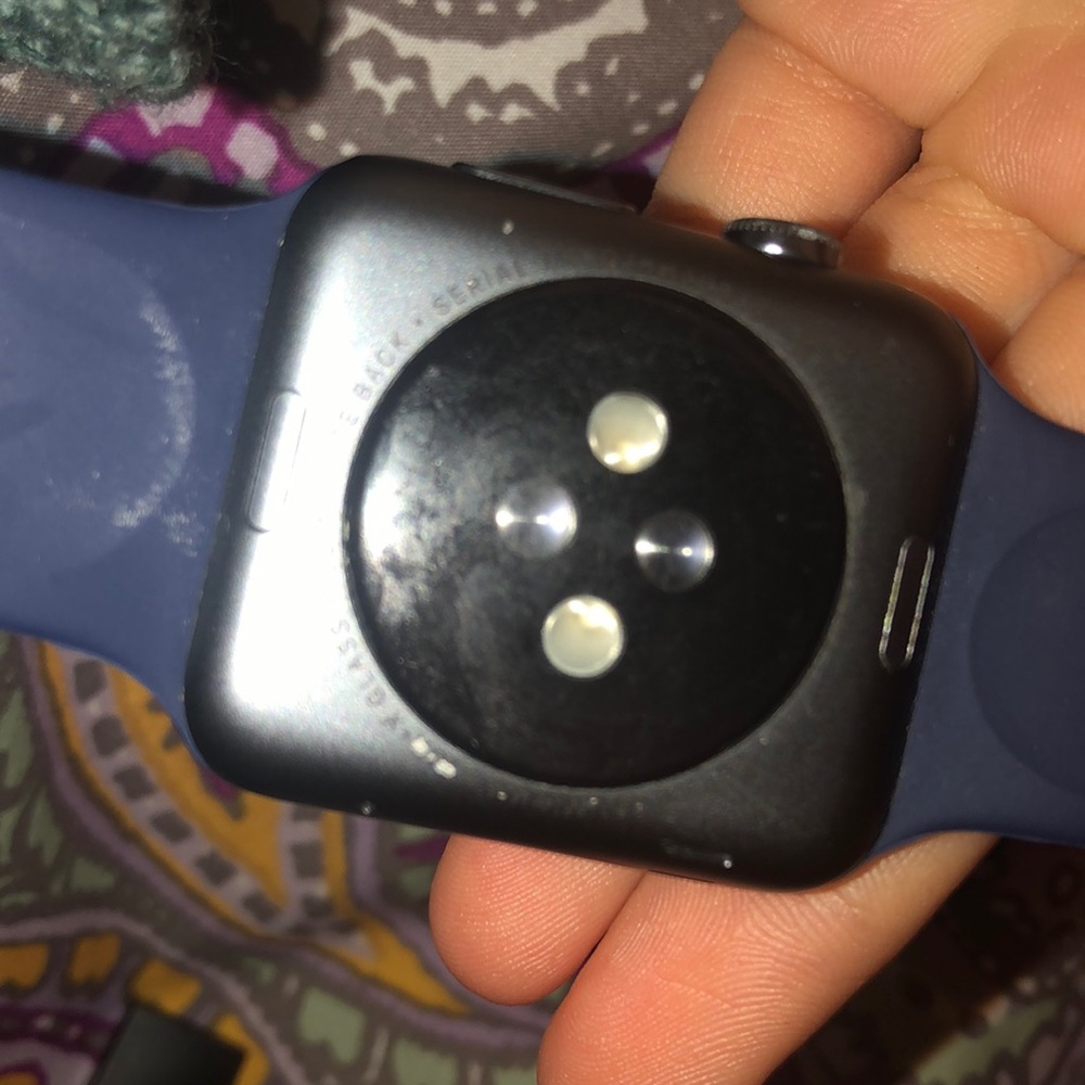 Apple Watch - Picture 3 of 3